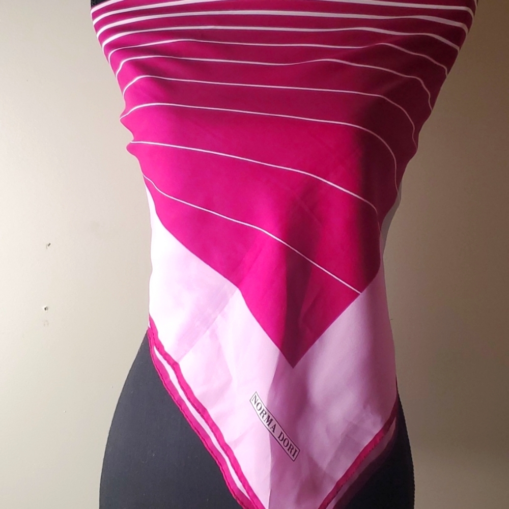Norma Dori pink geometric print silky- blanket scarf. Vintage